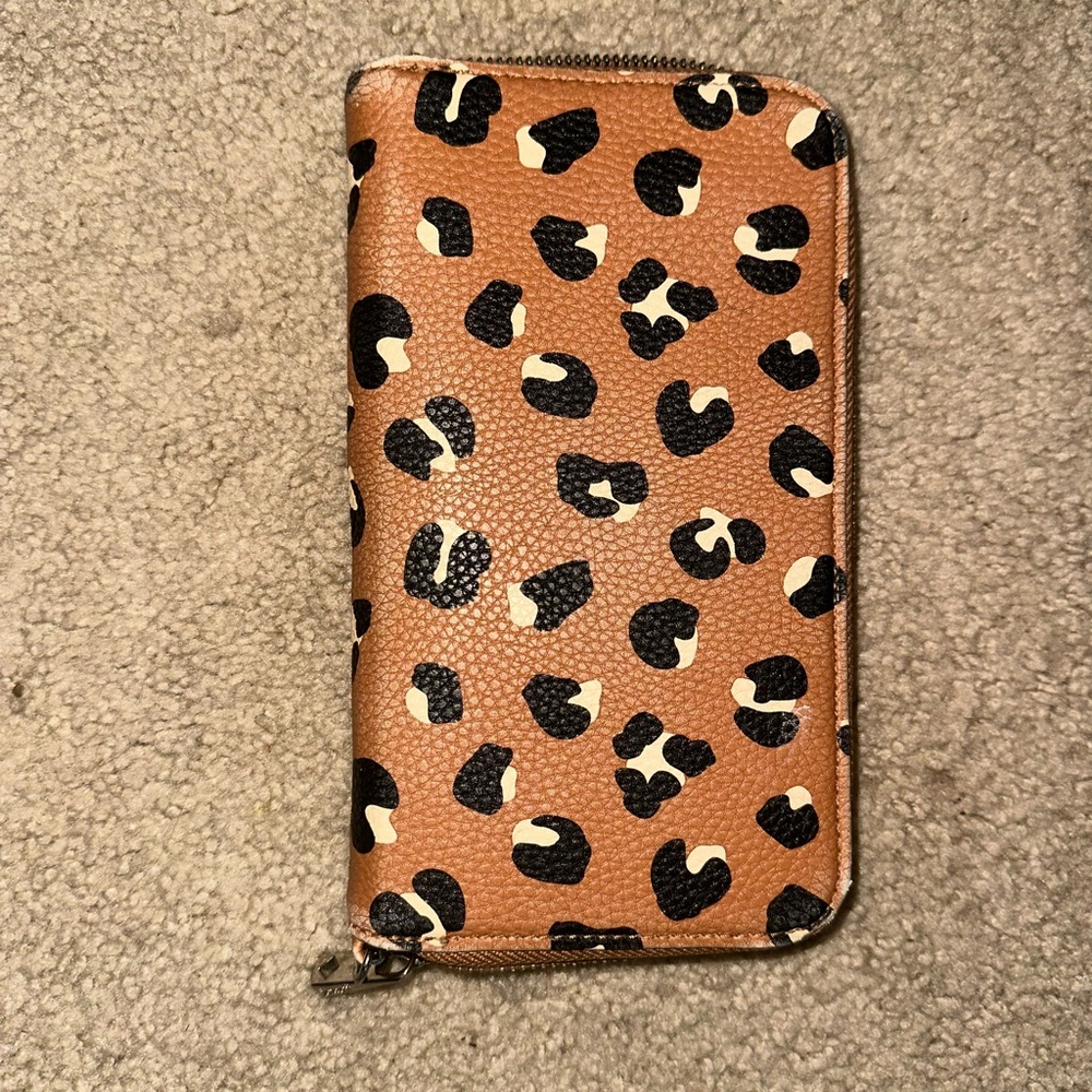 Thirty-One Leopard Print Wallet - Brown and Black